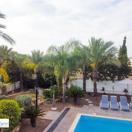 Villa Artemis Larnaca Eksteriør billede