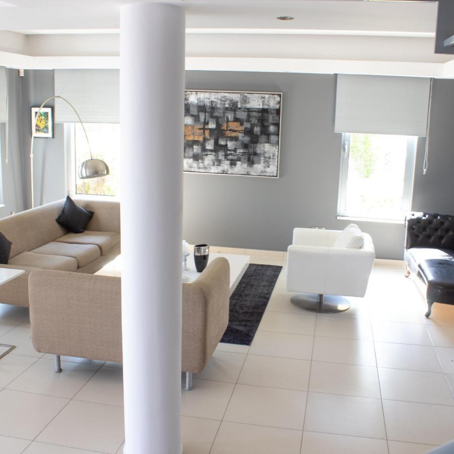 Villa Artemis Larnaca Eksteriør billede