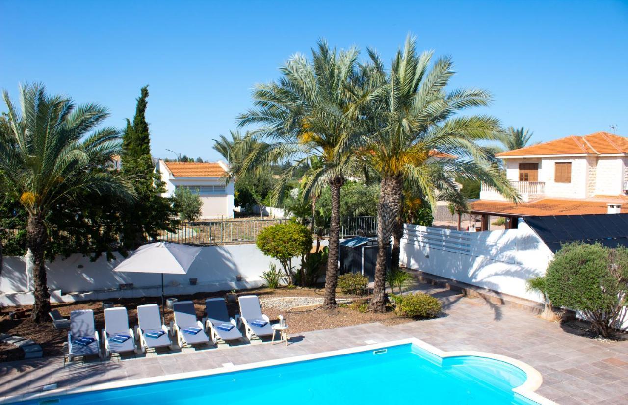 Villa Artemis Larnaca Eksteriør billede