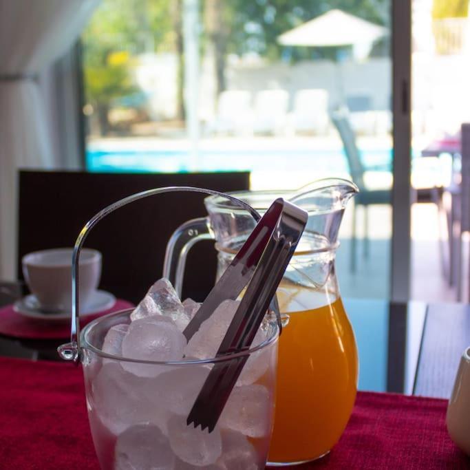 Villa Artemis Larnaca Eksteriør billede