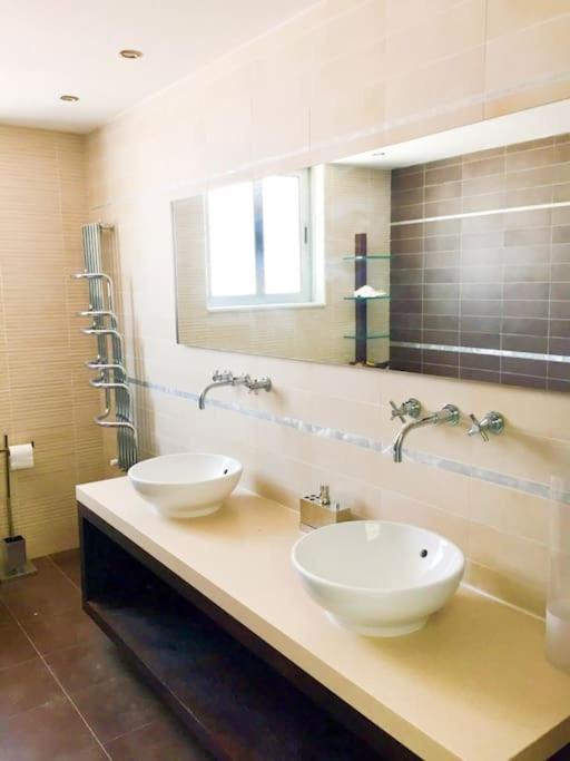 Villa Artemis Larnaca Eksteriør billede
